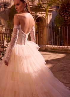 'Yeria Wedding Dress