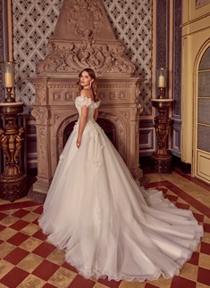 'Zinya Wedding Dress